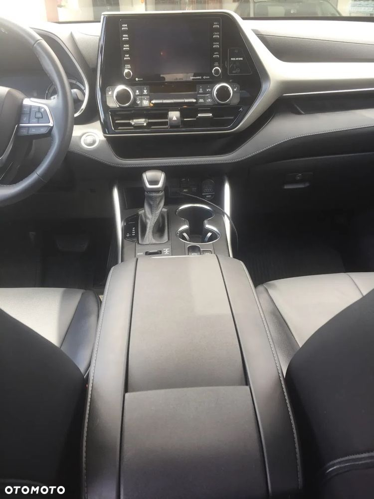Toyota Highlander - 6