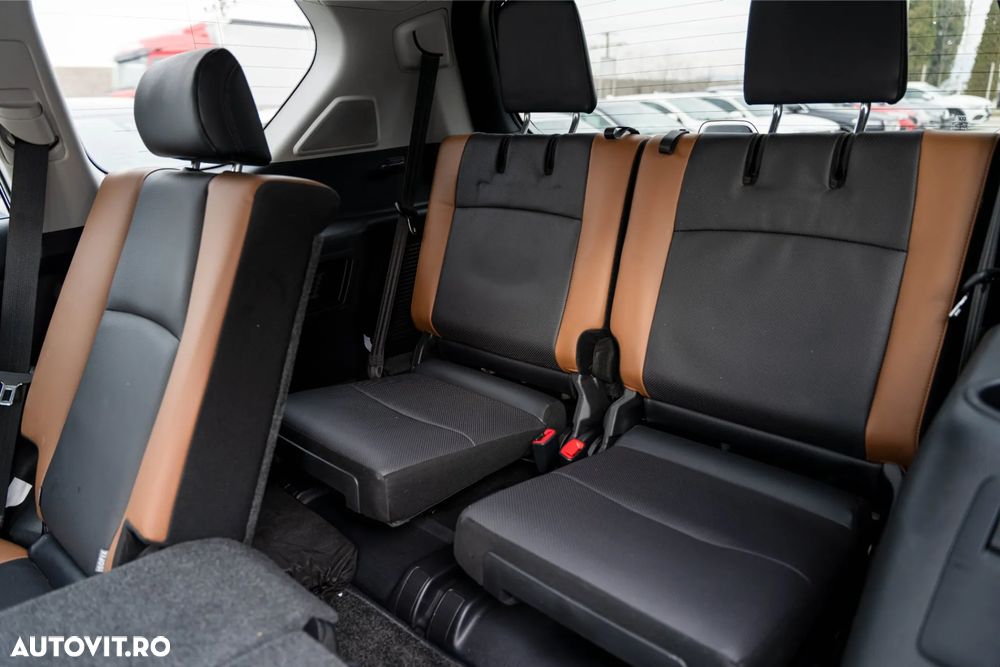 Toyota Land Cruiser 2.8l D-4D 204 CP A/T 7 locuri Luxury AVS Black - 8