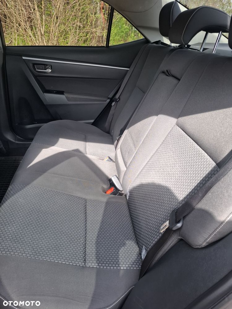 Toyota Corolla 1.6 Premium - 15
