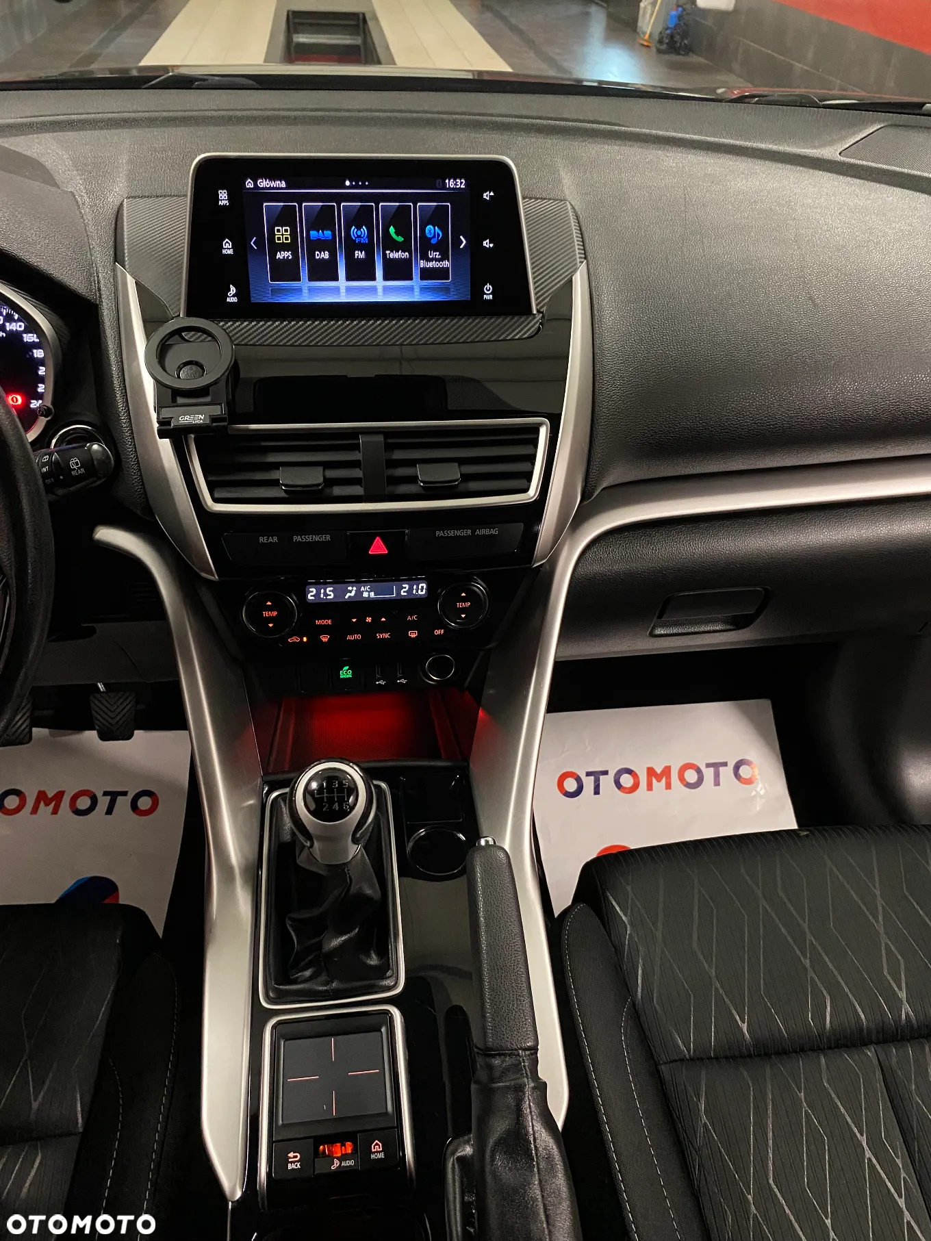 Mitsubishi Eclipse Cross 1.5 T Intense - 17