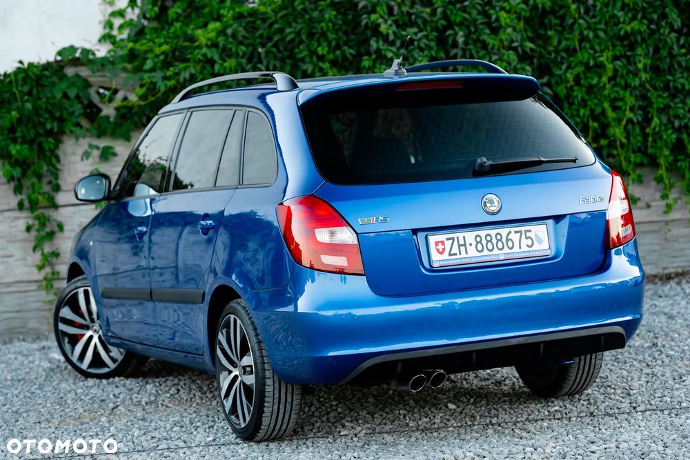 Skoda Fabia 1.4 TSI DSG RS - 13