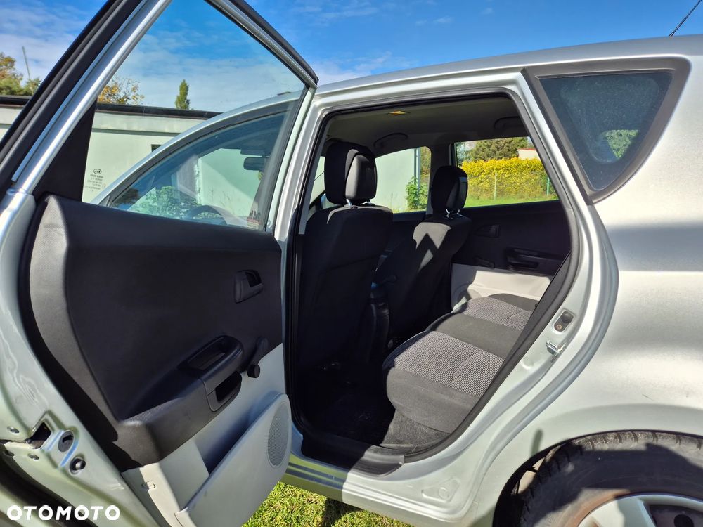 Kia Ceed - 7
