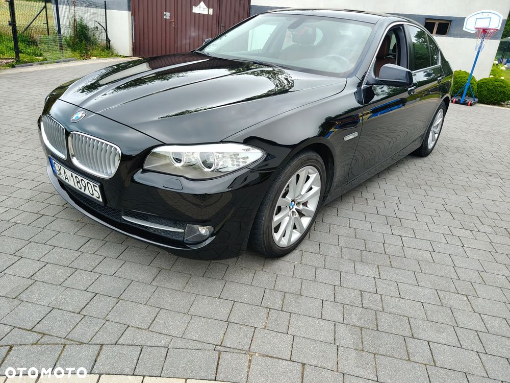 BMW Seria 5 525d - 2