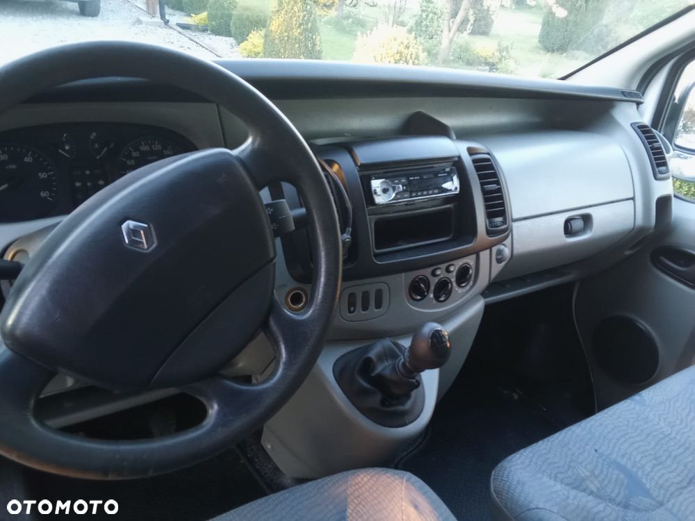 Renault Trafic - 20
