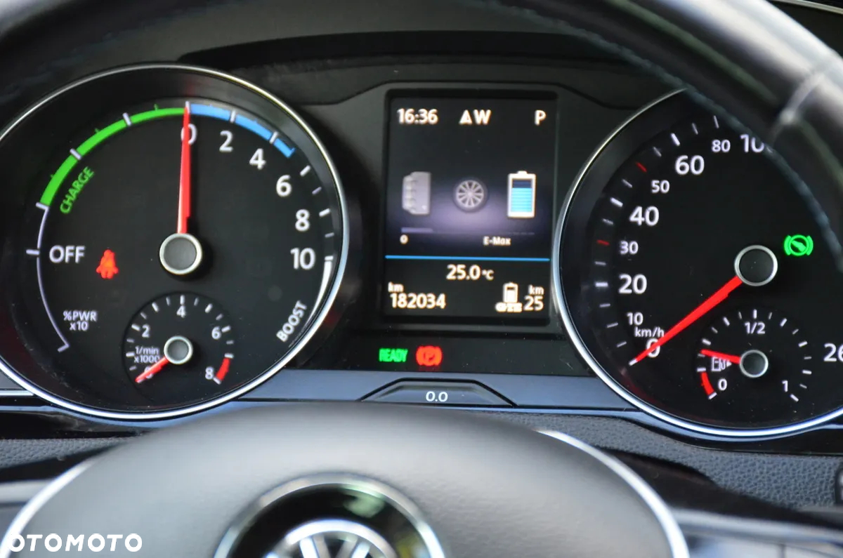 Volkswagen Passat 1.4 TSI Plug-In Hybrid GTE DSG - 35