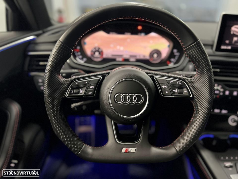 Audi A4 Avant 40 TDI S line S tronic - 24