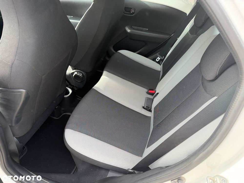 Toyota Aygo 1.0 VVT-i Sprint EU6 - 9