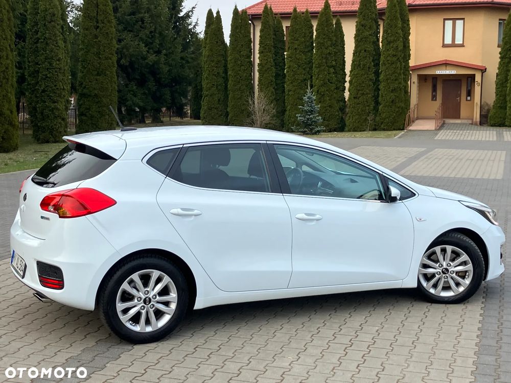 Kia Ceed 1.6 CRDi GT Line - 13