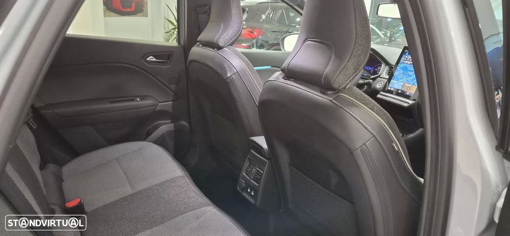 Renault Captur 1.0 TCe Techno - 34