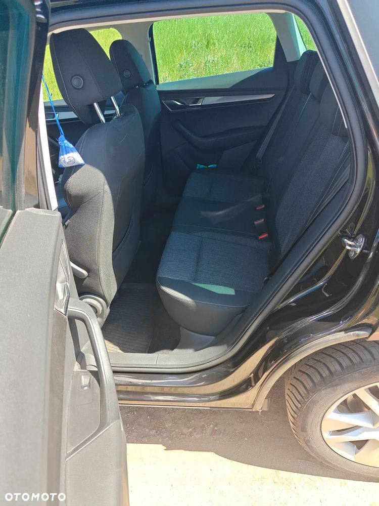 Skoda Karoq 1.5 TSI ACT Selection DSG - 10