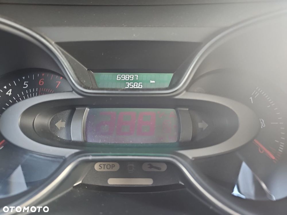 Renault Captur - 18