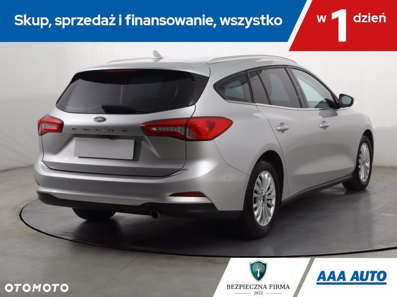 Ford Focus SW - 7