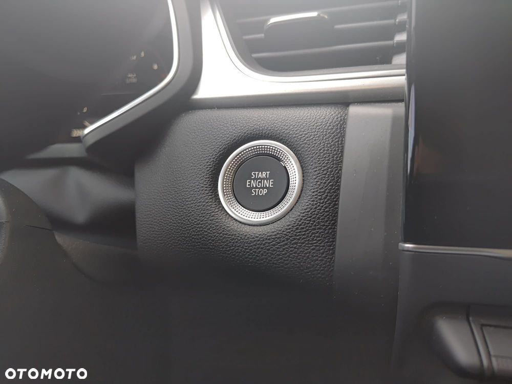 Renault Captur 1.3 TCe mHEV Techno - 24