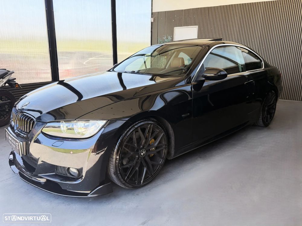 BMW 330 i Edition Sport - 2