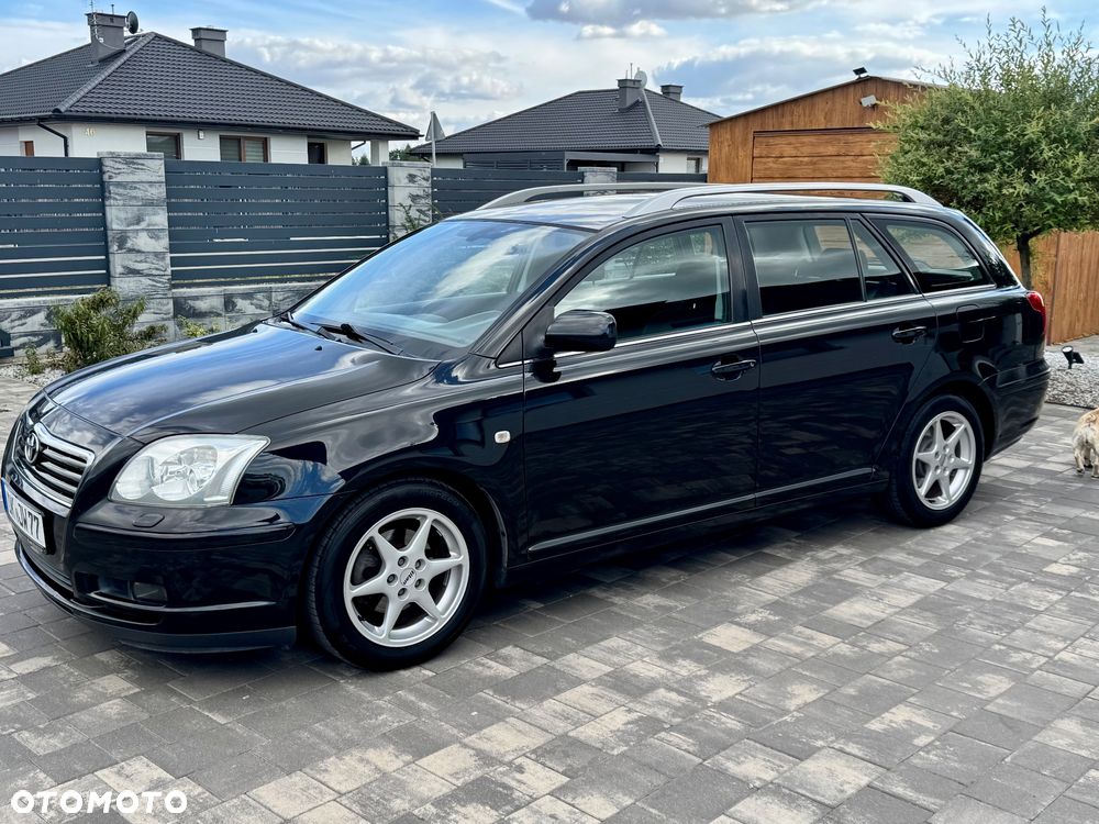 Toyota Avensis - 7