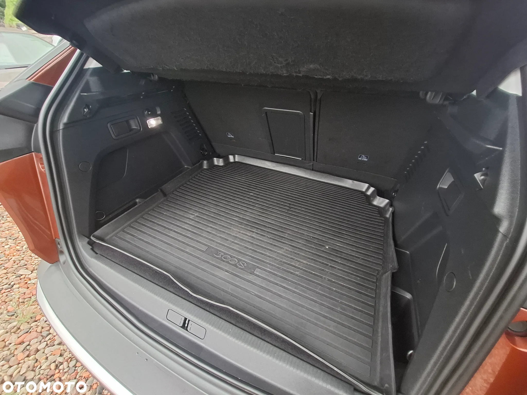 Peugeot 3008 1.2 PureTech Allure - 18