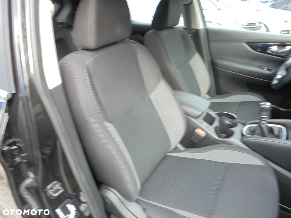 Nissan Qashqai 1.3 DIG-T N-WAY - 13