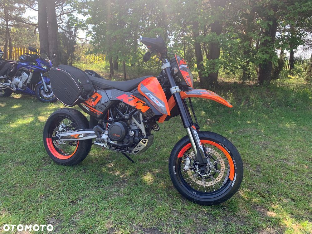 KTM SMC