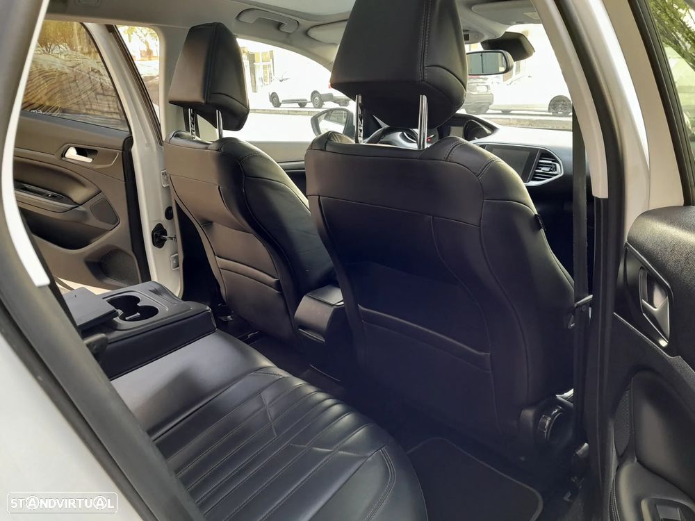 Peugeot 308 SW BlueHDi 150 EAT6 Stop & Start GT-Line Edition - 22