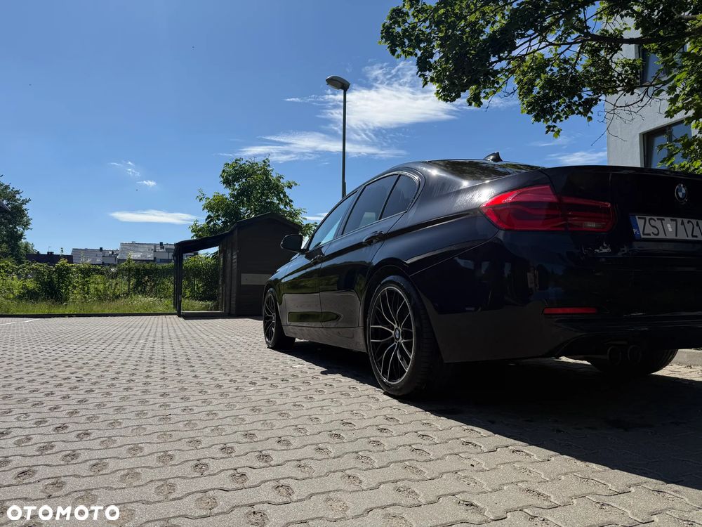 BMW Seria 3 320d Efficient Dynamics - 6