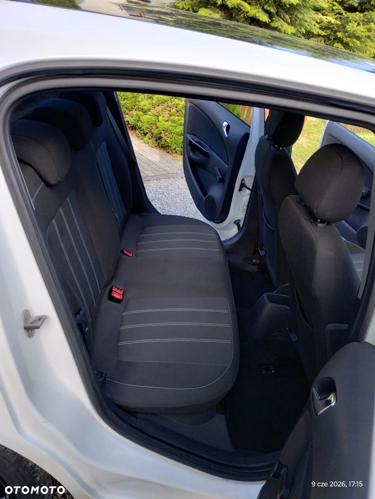 Opel Corsa 1.4 16V Color Edition - 30