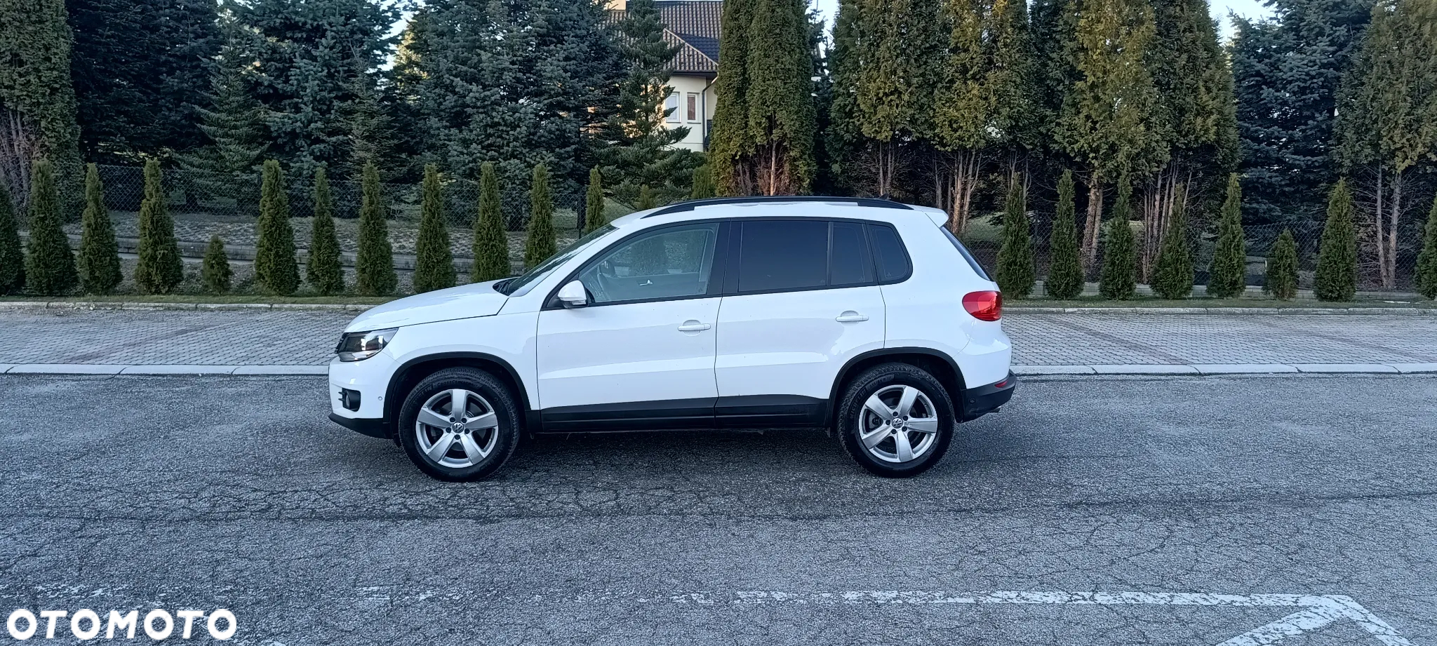 Volkswagen Tiguan 2.0 TDI DPF BlueMotion Technology Sport & Style - 2