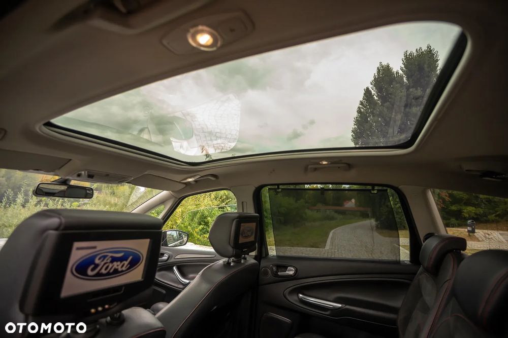 Ford S-Max - 26