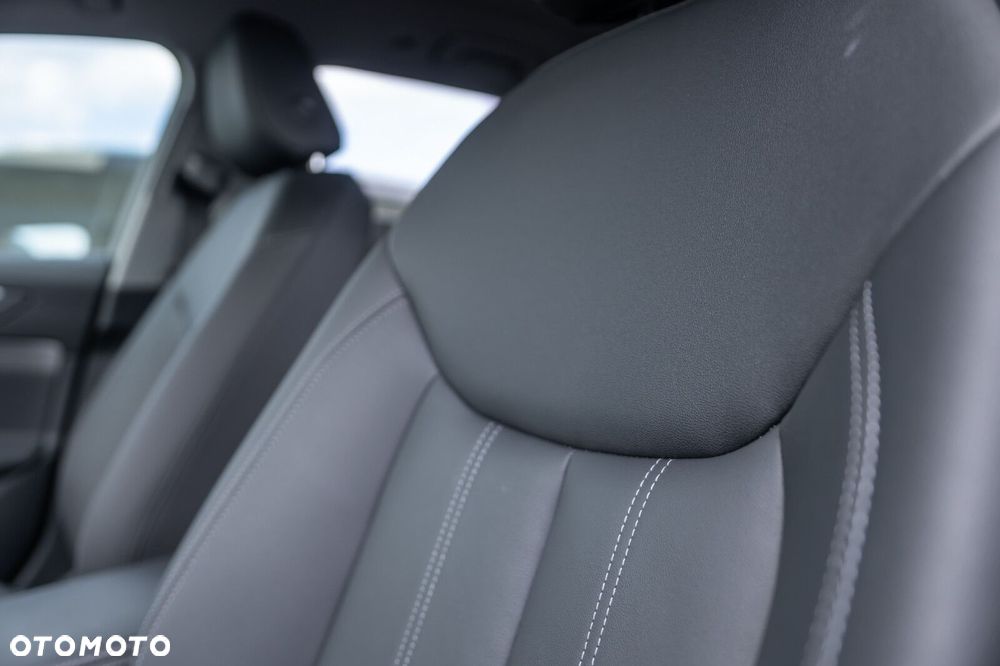 Audi A6 Avant TDI mHEV Quattro S tronic - 12