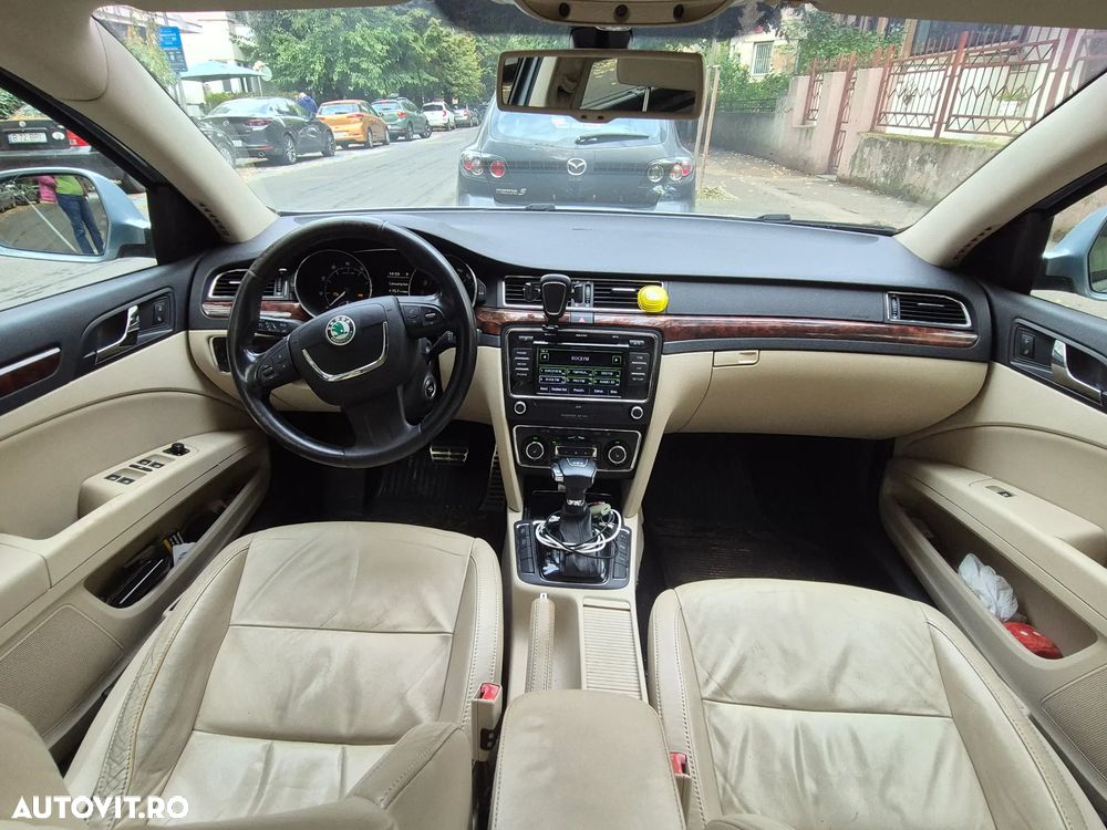 Skoda Superb Combi 2.0 TSI Elegance DSG - 7