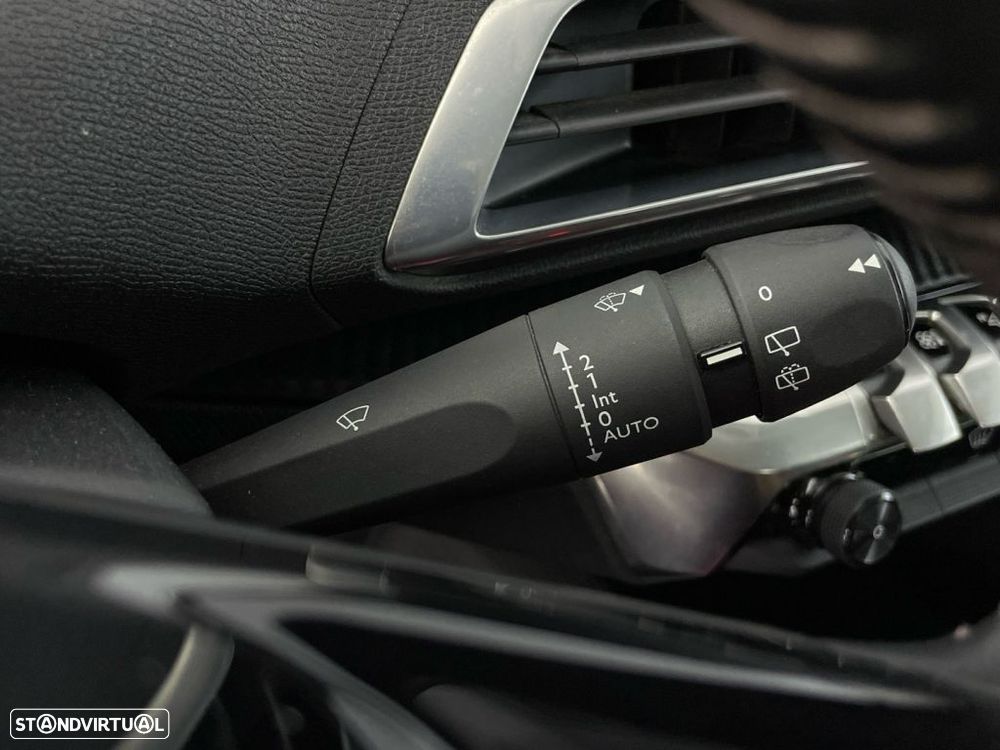 Peugeot 3008 1.2 PureTech Active Pack - 23