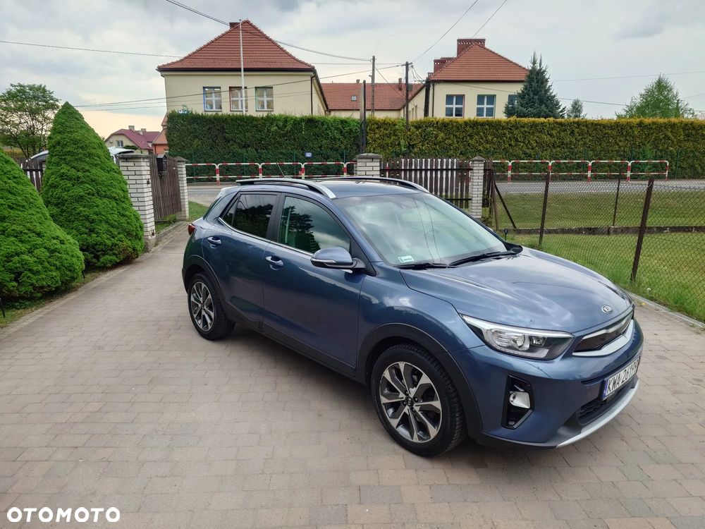 Kia Stonic 1.4 L - 6