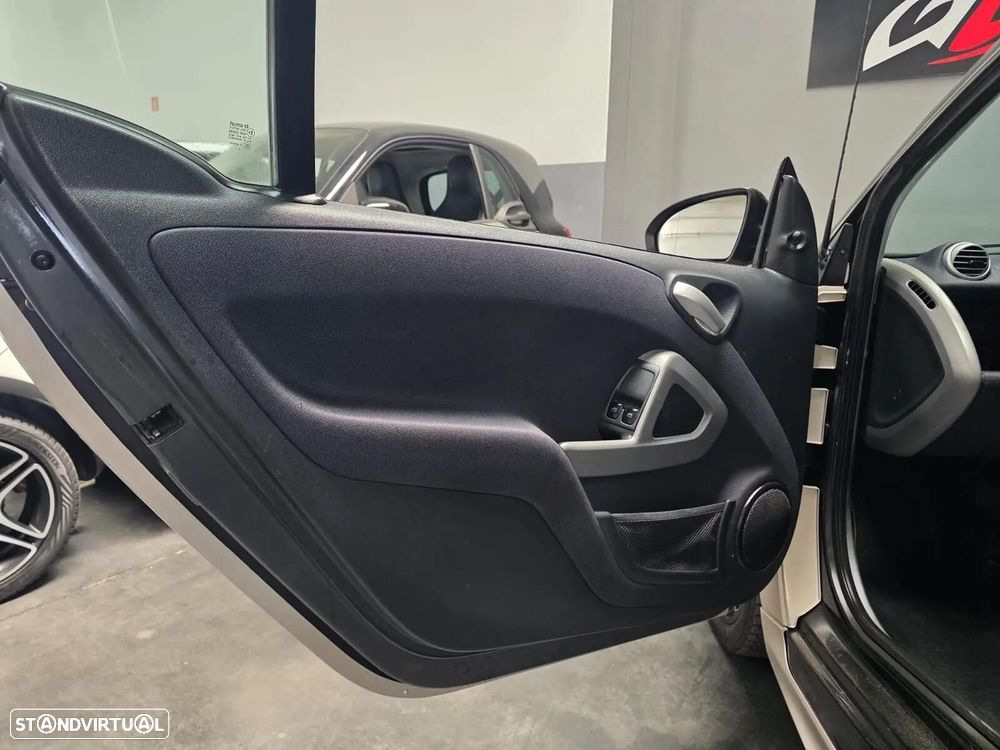 Smart ForTwo Coupé 1.0 Passion 71 Aut. - 11