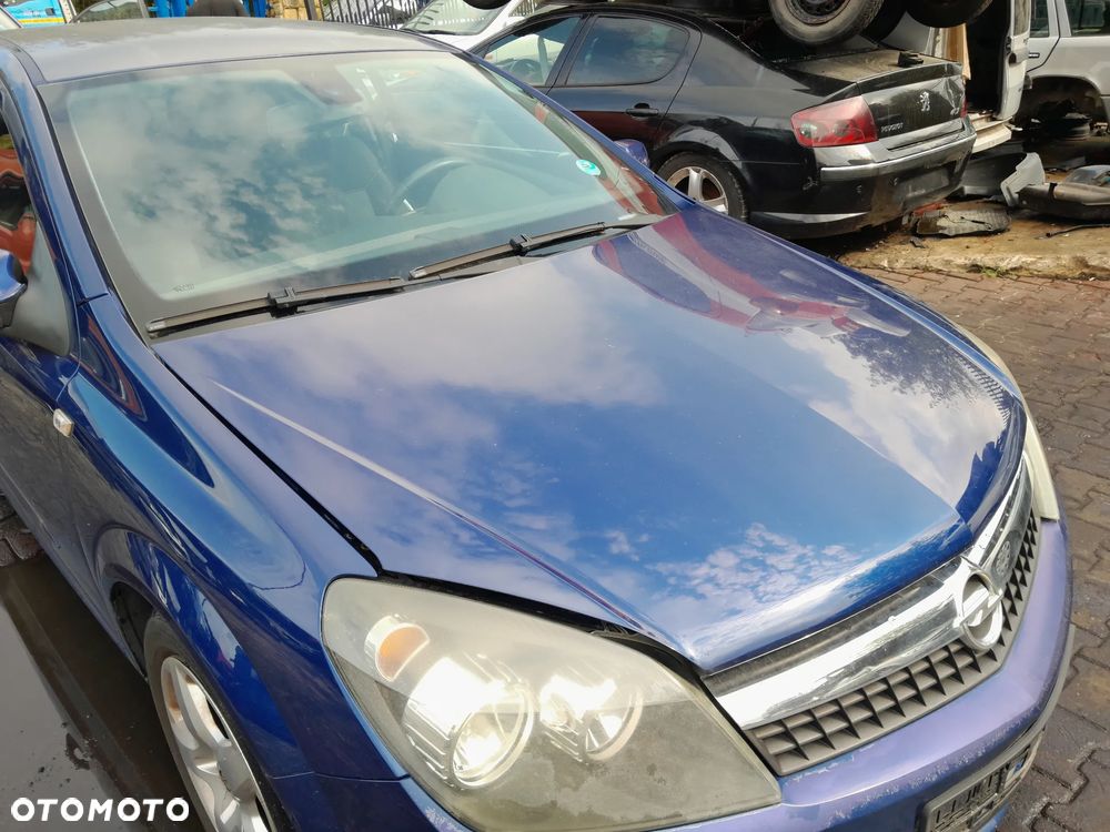 Maska pokrywa silnika OPEL Astra H 04-14r. GTC Z21B - 2