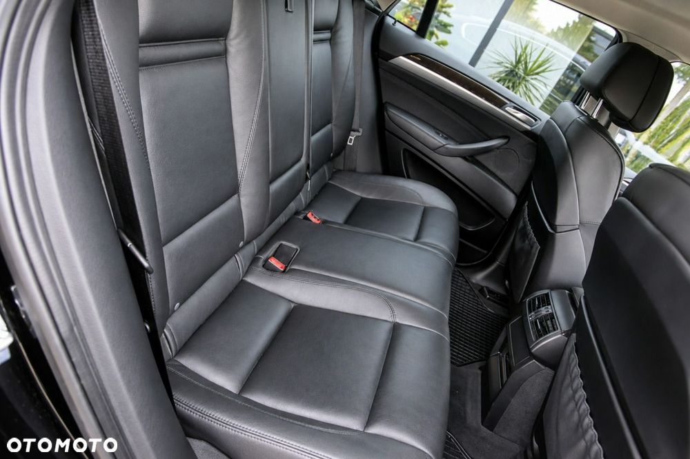 BMW X6 2013