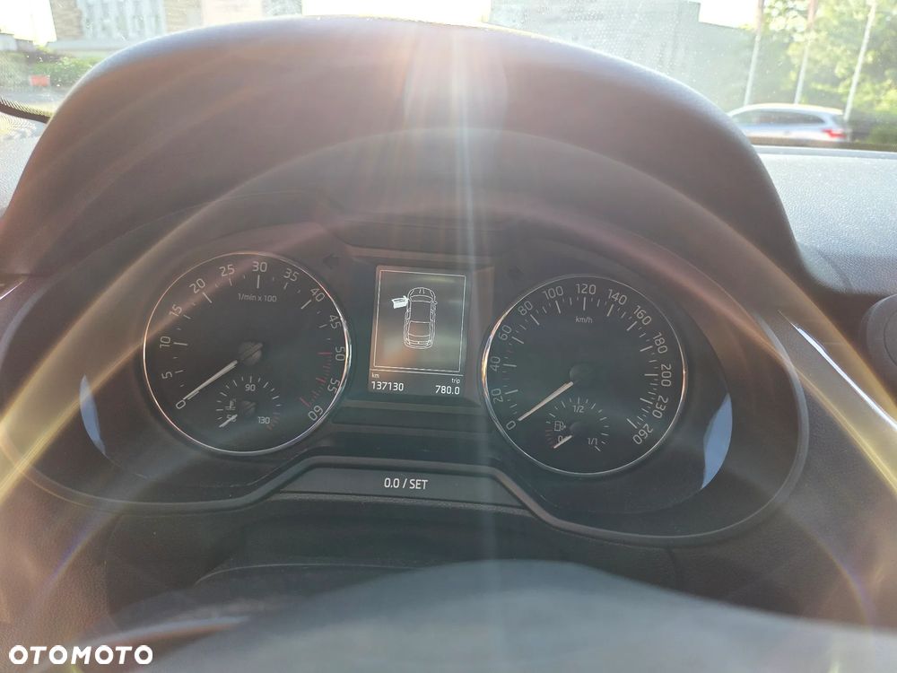 Skoda Octavia 2.0 TDI 4x4 Style DSG - 14