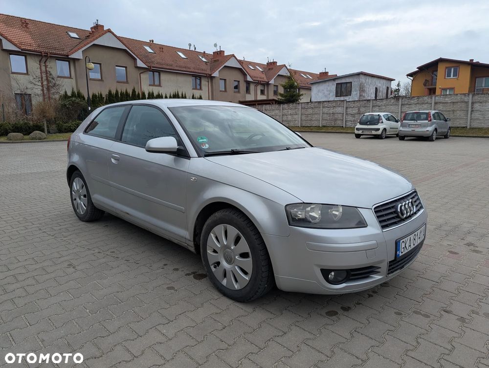 Audi A3 3-drzwiowe 1.6 Ambition - 4