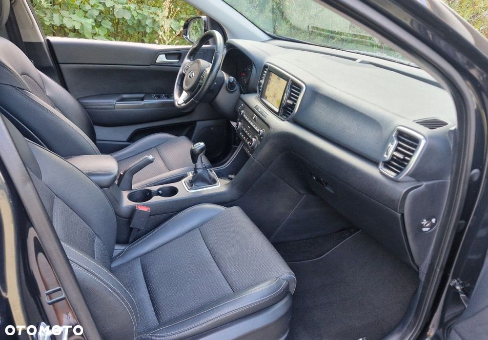Kia Sportage 1.6 GDI 2WD ISG Spirit - 35
