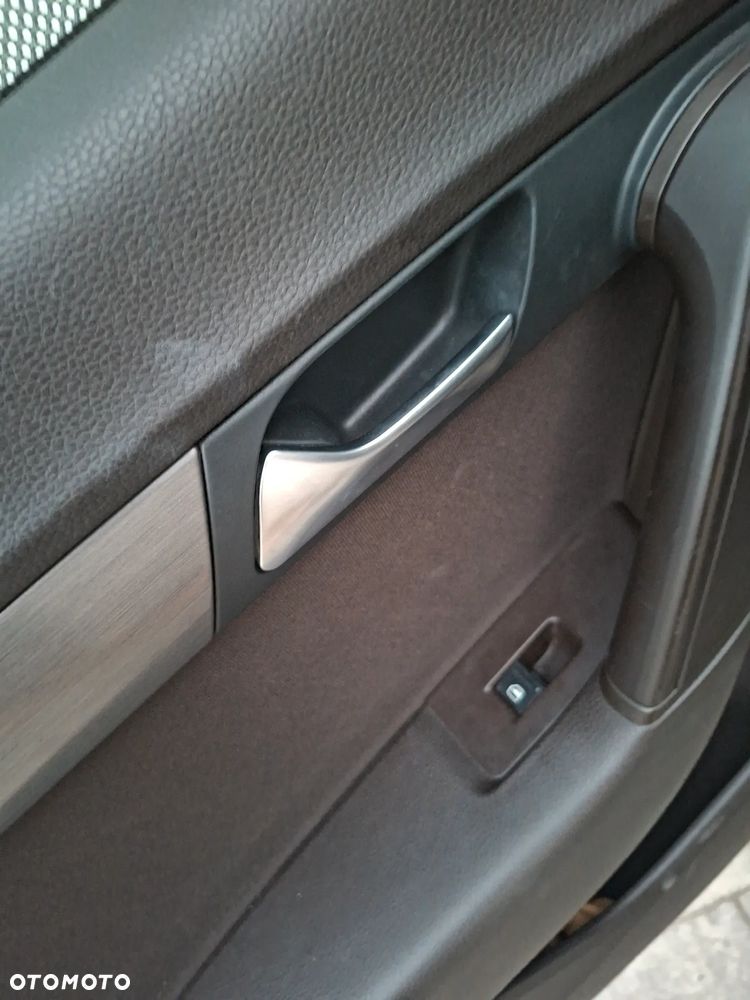 Volkswagen Passat 2.0 TDI Comfortline R-Style DSG - 11