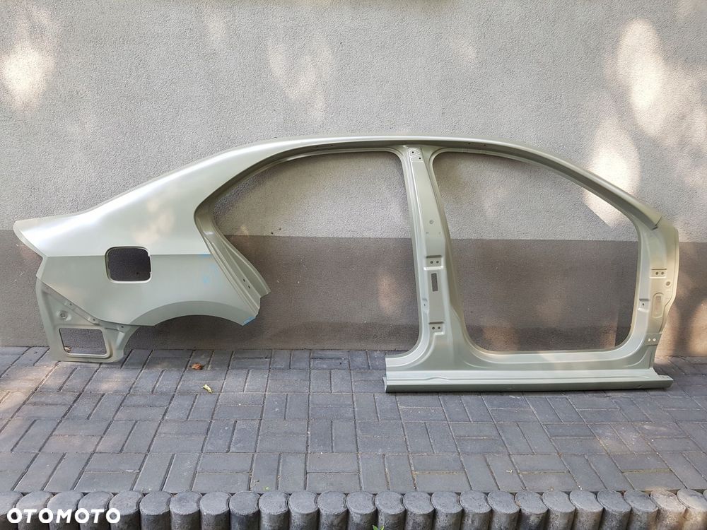 skoda rapid liftback słupek rama bok próg błotnik tył 5jh809606 - 1