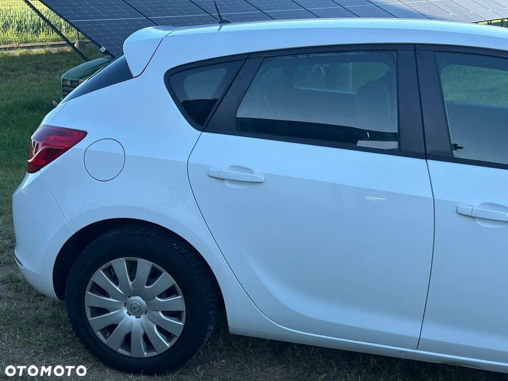 Opel Astra 1.4 Selection - 14