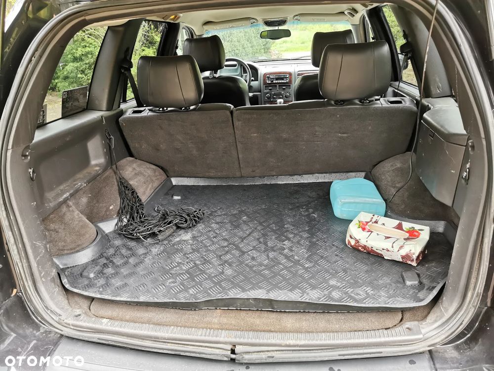 Jeep Grand Cherokee - 9