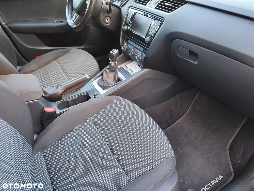 Skoda Octavia 1.4 TSI Ambition - 15