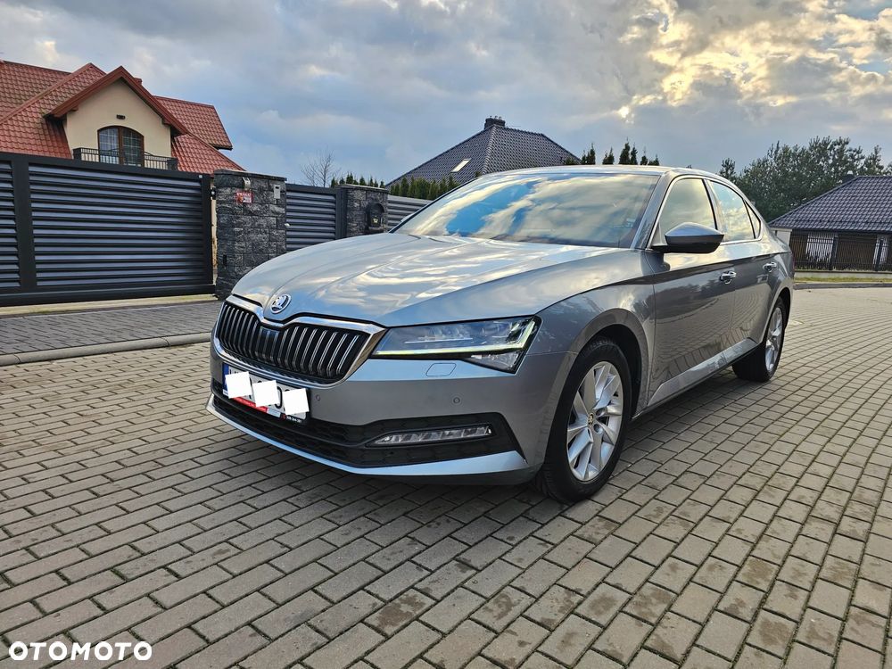Skoda Superb 2.0 TDI SCR Style DSG - 23