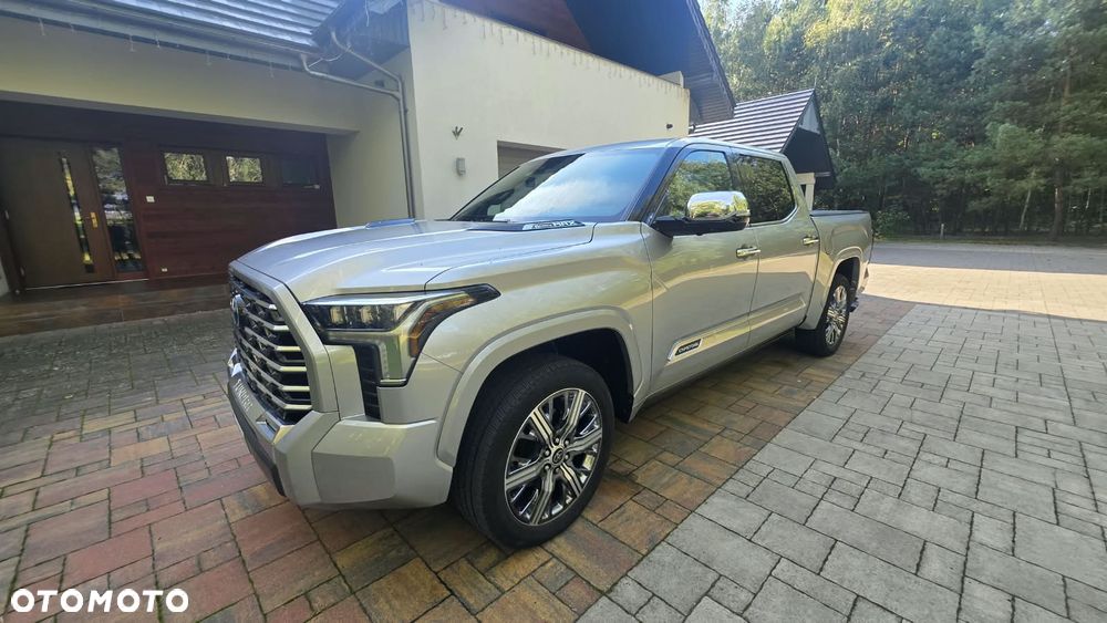 Toyota Tundra - 22