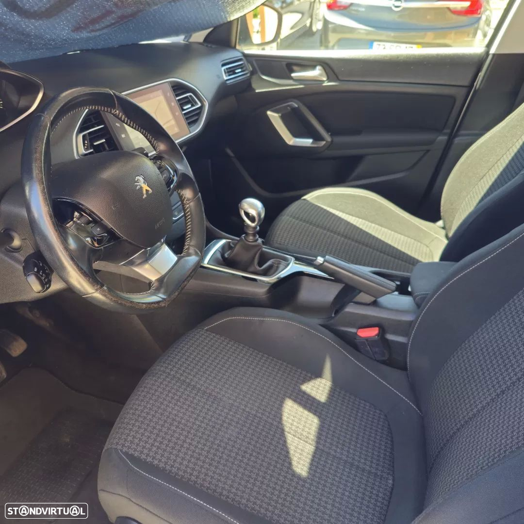 Peugeot 308 1.2 PureTech Active - 8