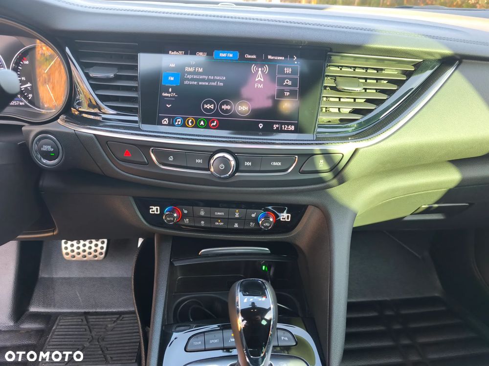 Opel Insignia 2.0 BiTurbo D 4x4 Automatik Exclusive - 8