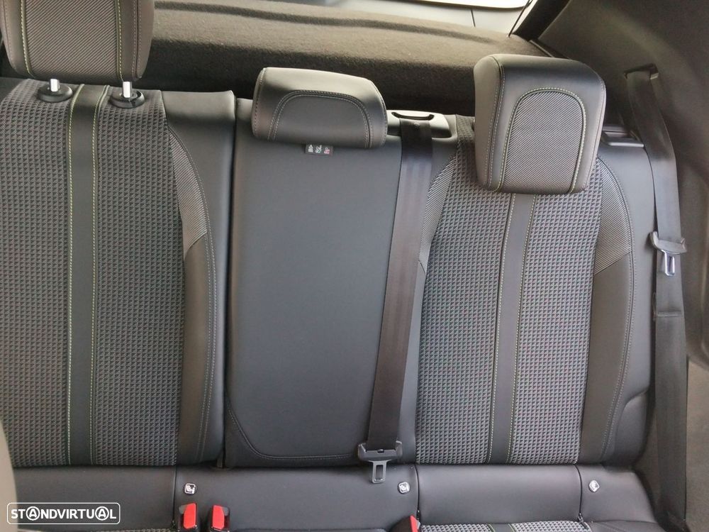 Peugeot 2008 1.2 PureTech GT Line - 13
