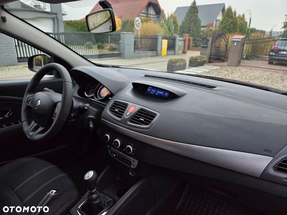 Renault Fluence - 12