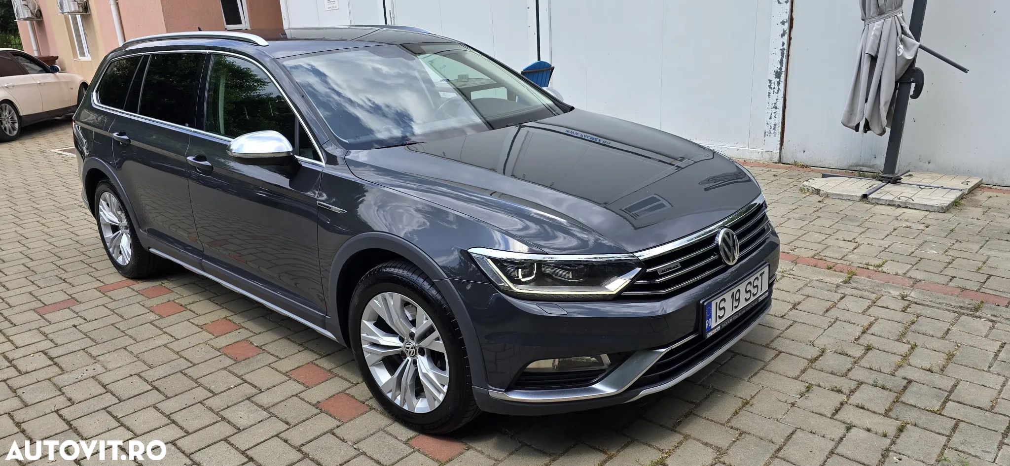 Volkswagen Passat Alltrack 2.0 TDI DSG 4Motion - 1