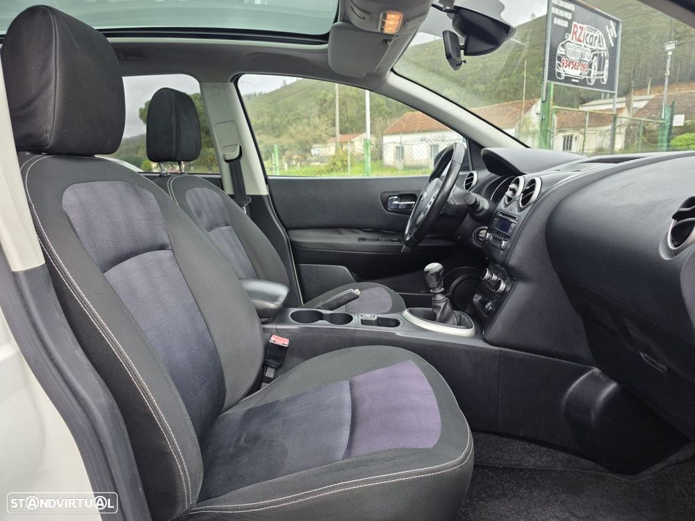 Nissan Qashqai +2 1.5 dCi Tekna Premium 17 - 12